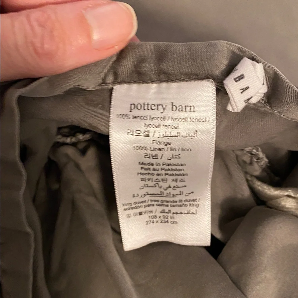 Pottery Barn Duvet Cover and Two Pillow Shams Tencel Body with Linen Trim
